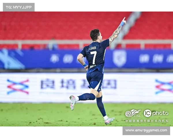 武汉三镇保级成功却遭当地媒体批评，球员赛后情绪复杂